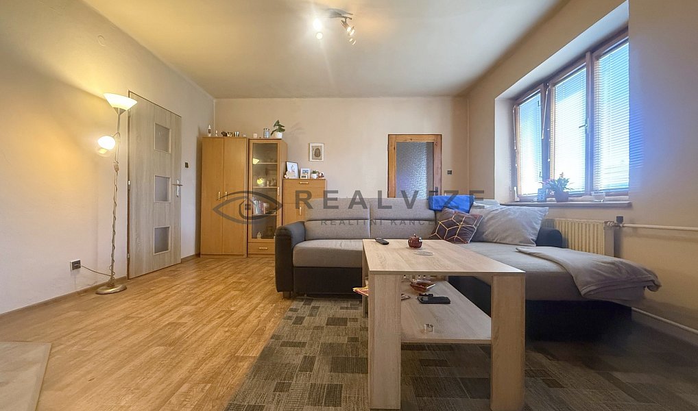 Prodej domu 245 m² s pozemkem 655 m², Ševětín – náhled fotky 5