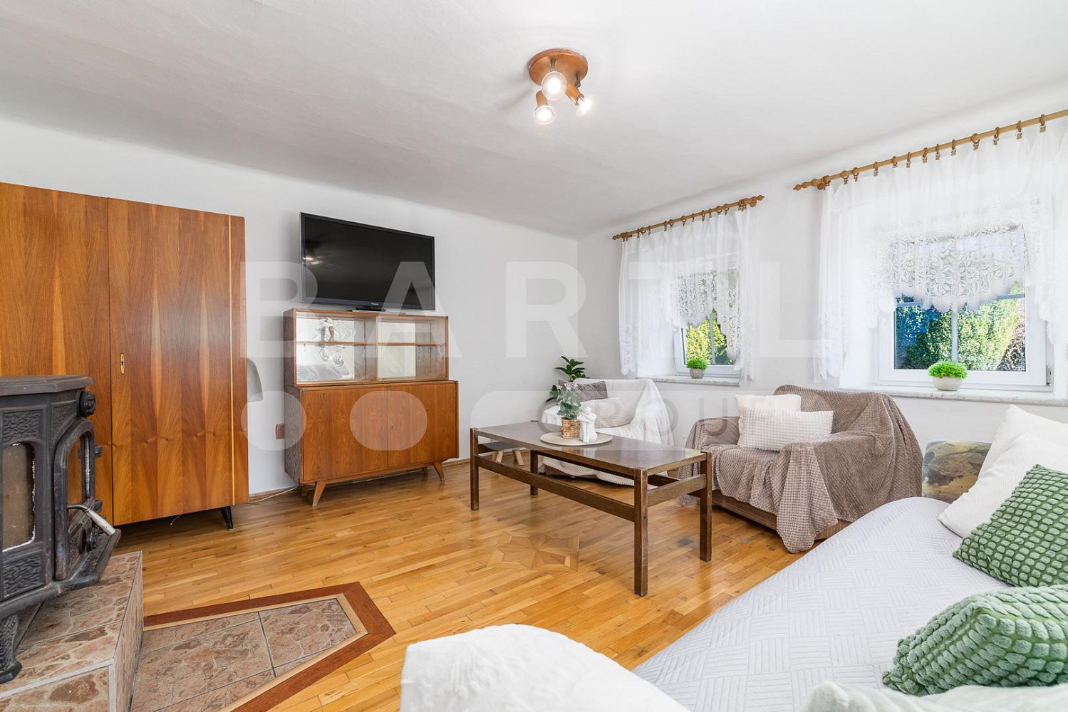 Prodej domu 93 m² s pozemkem 621 m² — photo 2