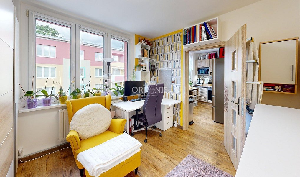 Prodej bytu 3+1 72 m², Chomutov – náhled fotky 4