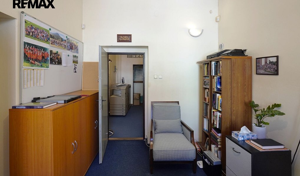 Prodej domu 540 m² s pozemkem 613 m², Lovosice – náhled fotky 24