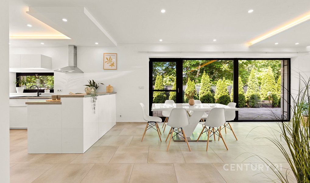 Prodej domu 140 m² s pozemkem 599 m², Čebín – fotka 1 z 34