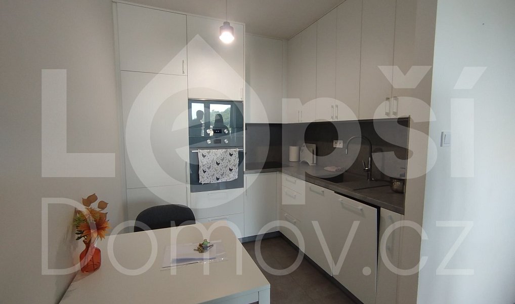 Prodej bytu 2+kk 50 m², Praha – náhled fotky 5