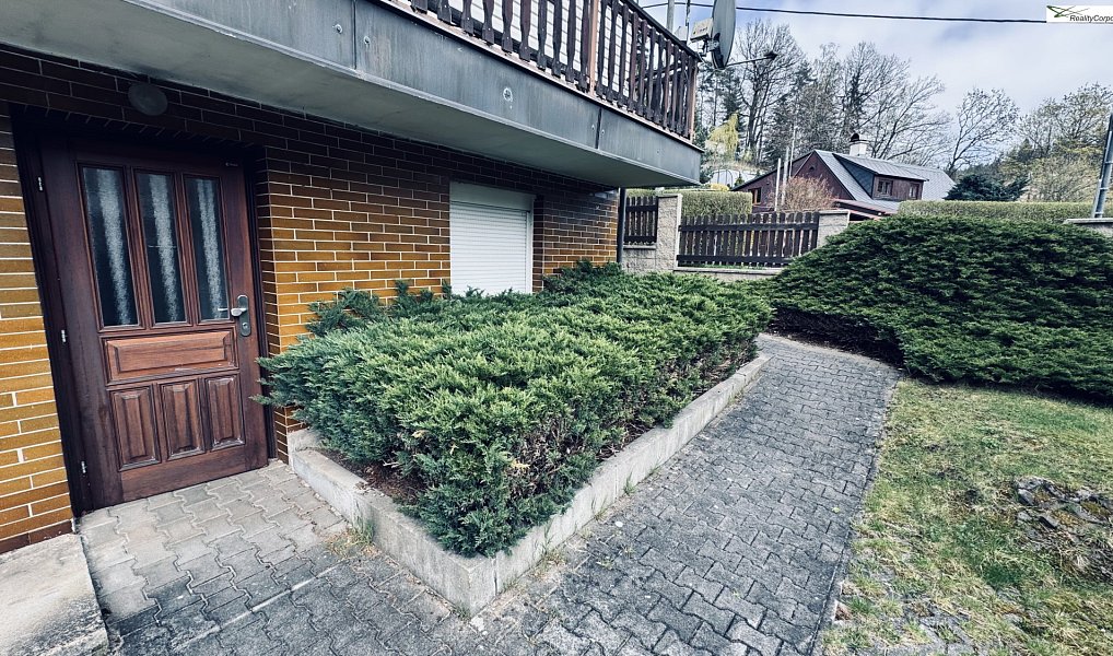Prodej domu 200 m² s pozemkem 1 312 m², Jablonec nad Nisou – náhled fotky 25