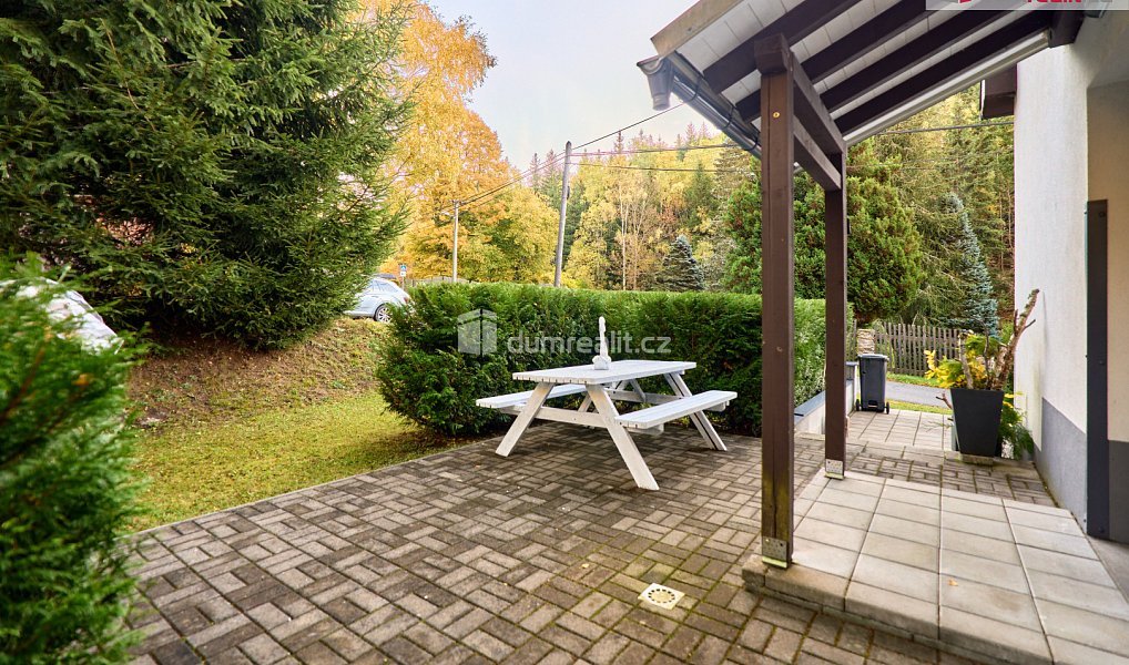 Prodej ubytovacího objektu 400 m², Jáchymov – náhled fotky 4