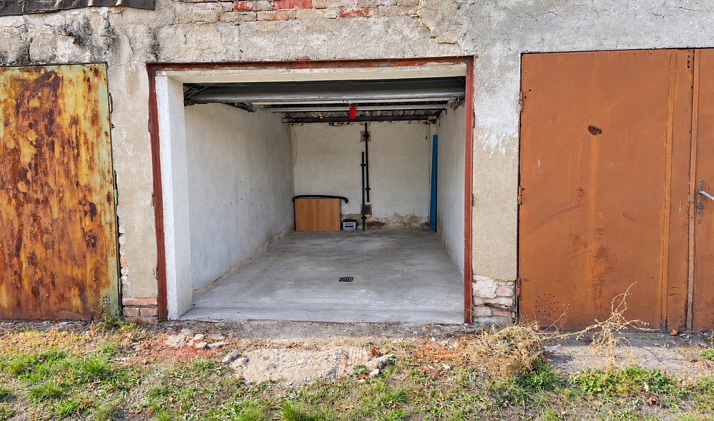 Prodej garáže, 17 m², Nymburk, Milovice