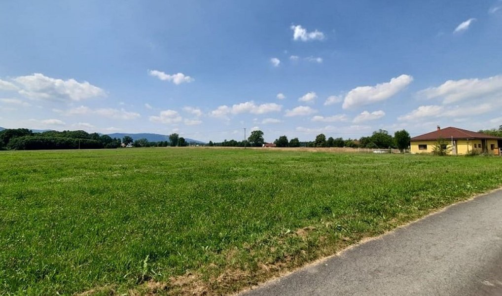 Prodej pole 7 527 m², Ropice – náhled fotky 2