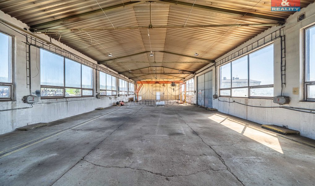 Pronájem skladovacích prostor 346 m², Osek – náhled fotky 12