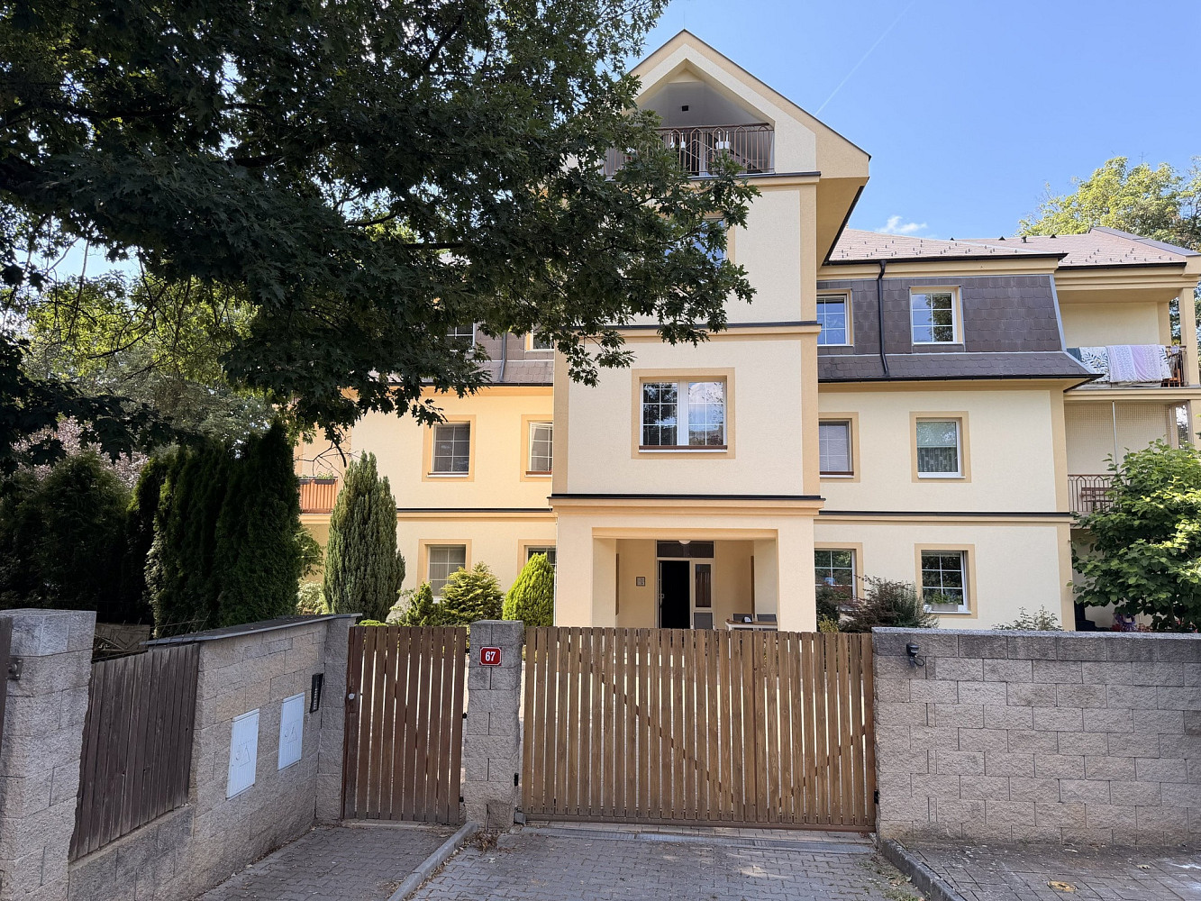 Pronájem bytu 3+1 84 m² — photo 3