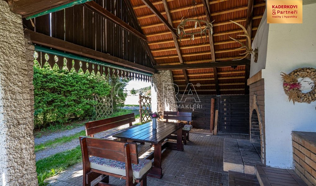 Prodej domu 154 m² s pozemkem 1 408 m², Buková – náhled fotky 34