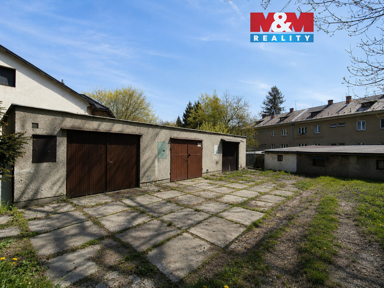 Prodej komerčního pozemku 1 192 m²