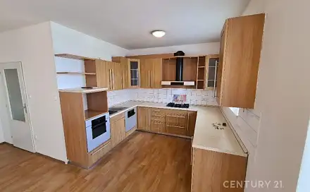 Pronájem bytu 3+kk 76 m²