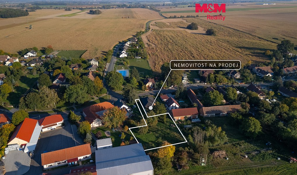 Prodej pozemku, 1865 m², Pardubice, Bezděkov
