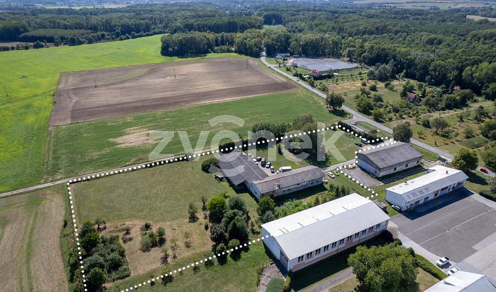 Prodej komerčního objektu (jiného typu) 740 m², Chropyně – náhled fotky 3