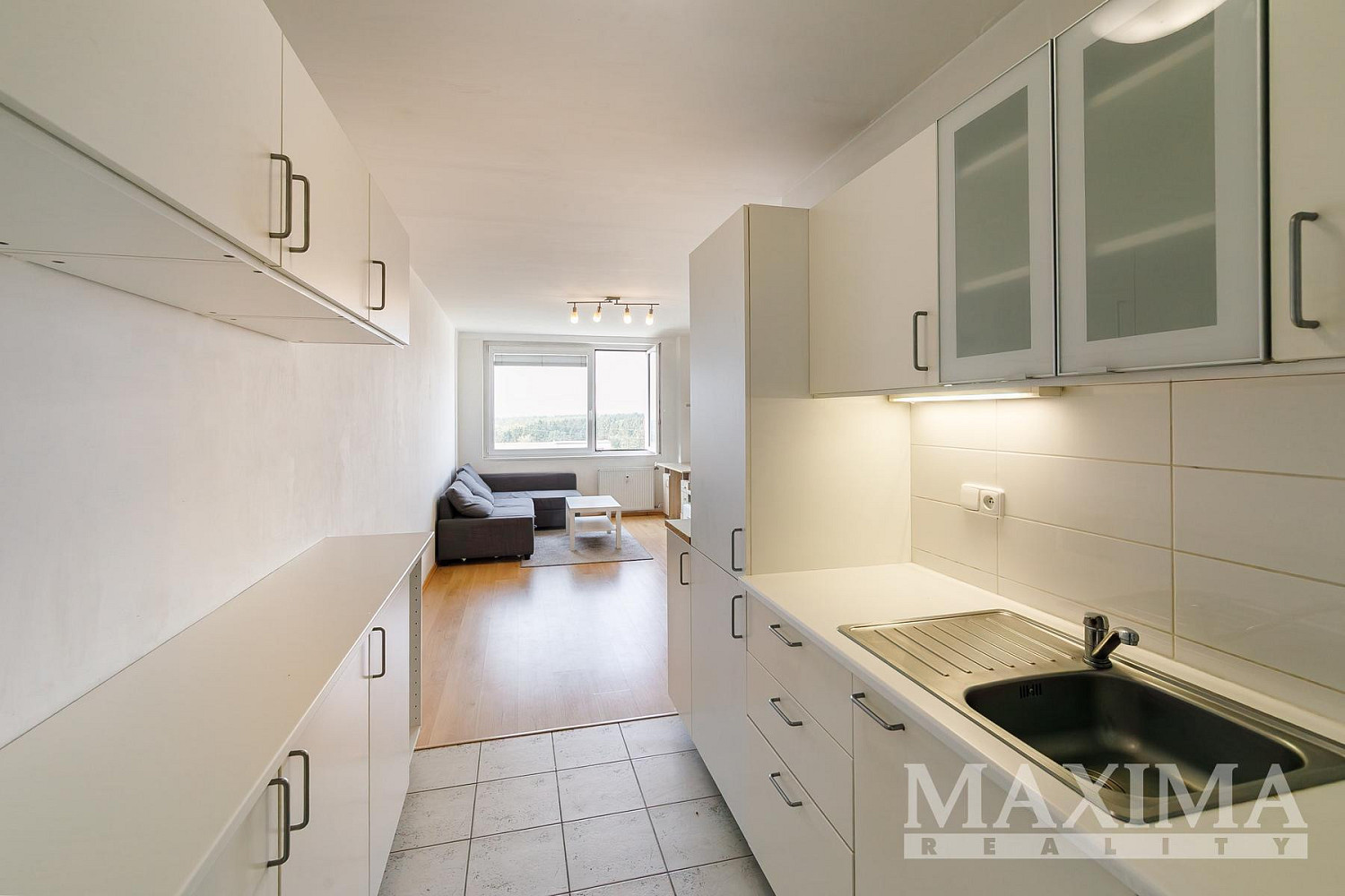 Pronájem bytu 3+kk 67 m² – fotografie 2