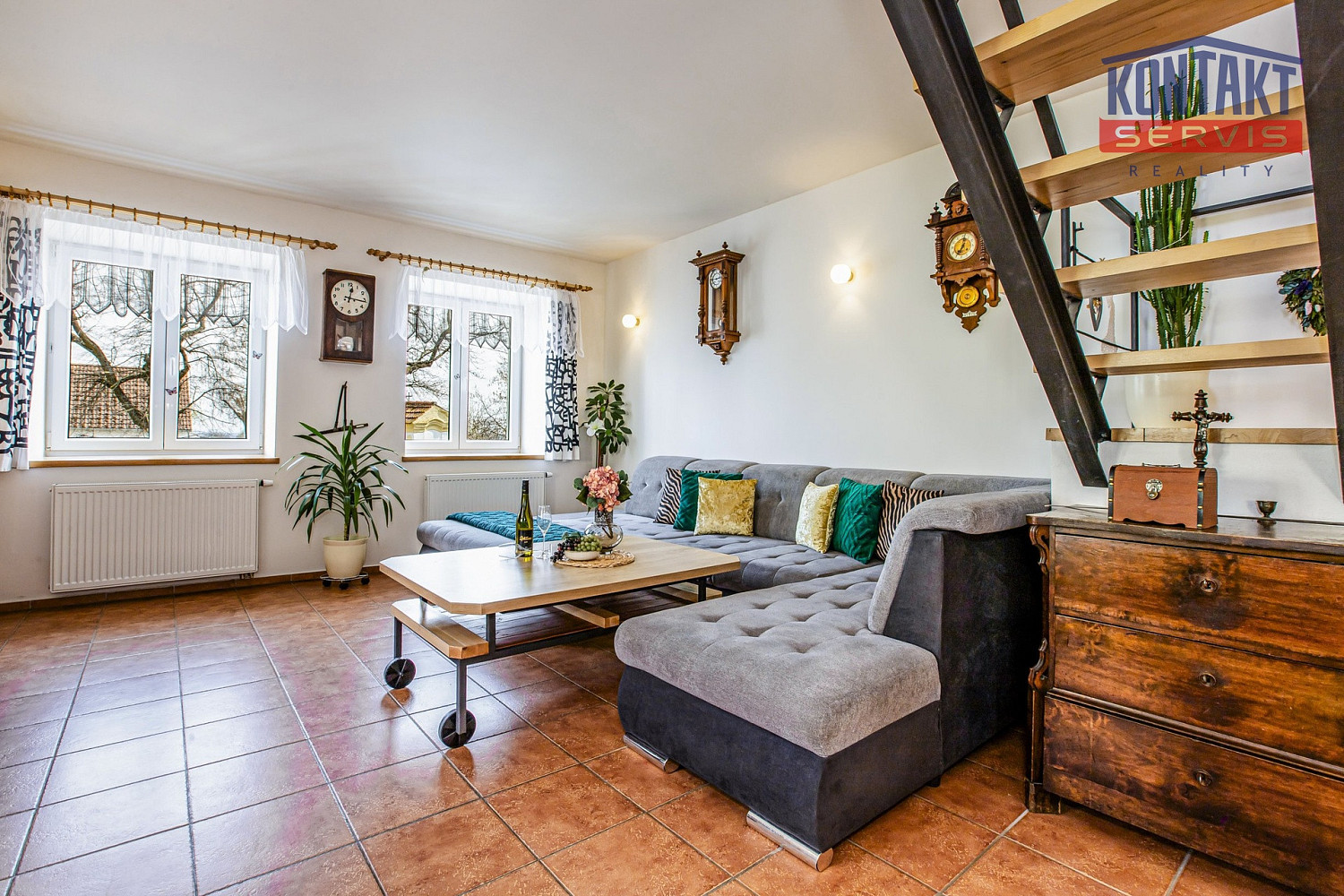 Prodej domu 160 m² s pozemkem 1 633 m² – fotografie 2