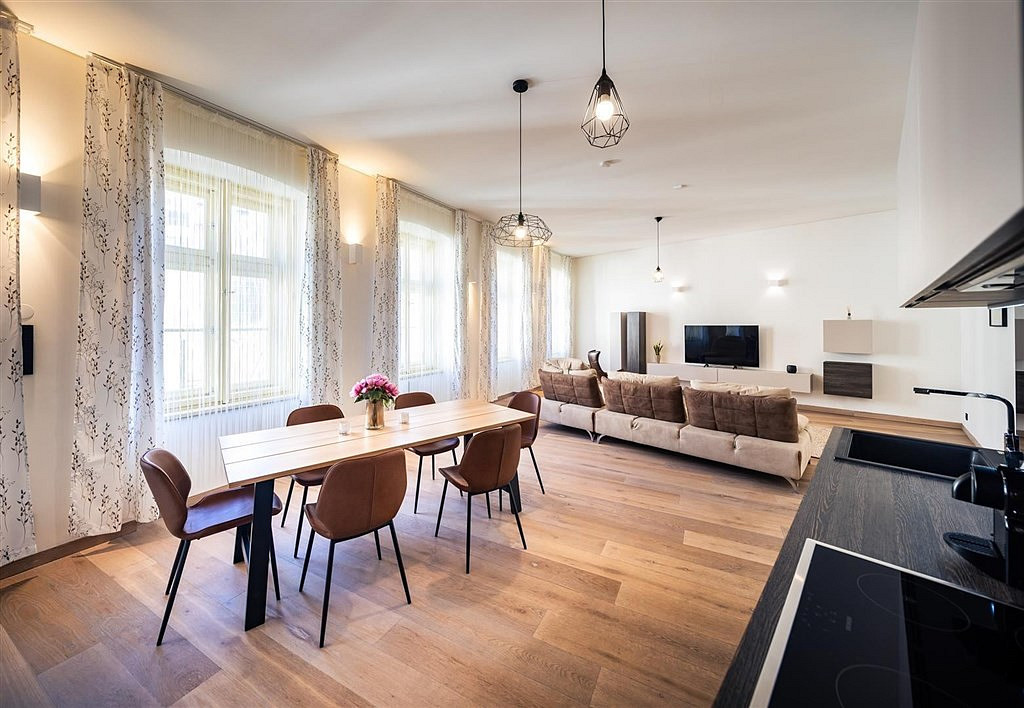 Pronájem bytu 3+kk 123 m² — photo 3