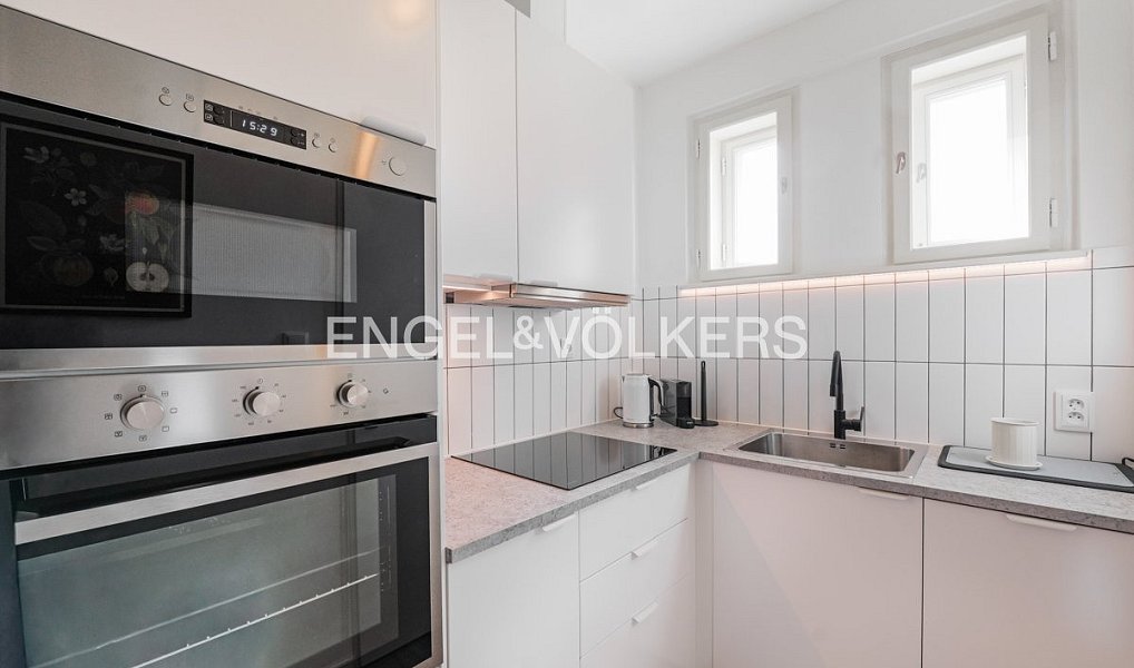 Prodej bytu 1+1 38 m², Praha – náhled fotky 2