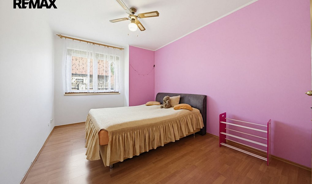Prodej domu 217 m² s pozemkem 1 818 m², Louny – náhled fotky 18