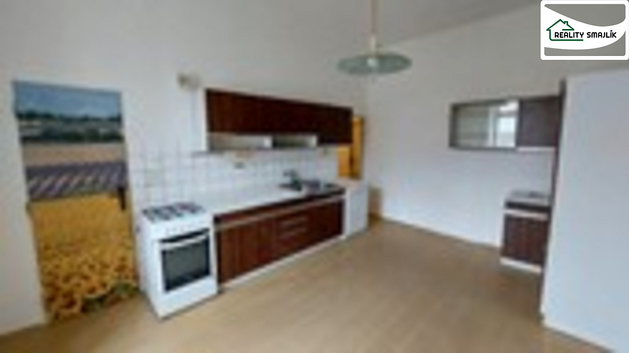 Pronájem bytu 3+1 133 m² – fotografie 2