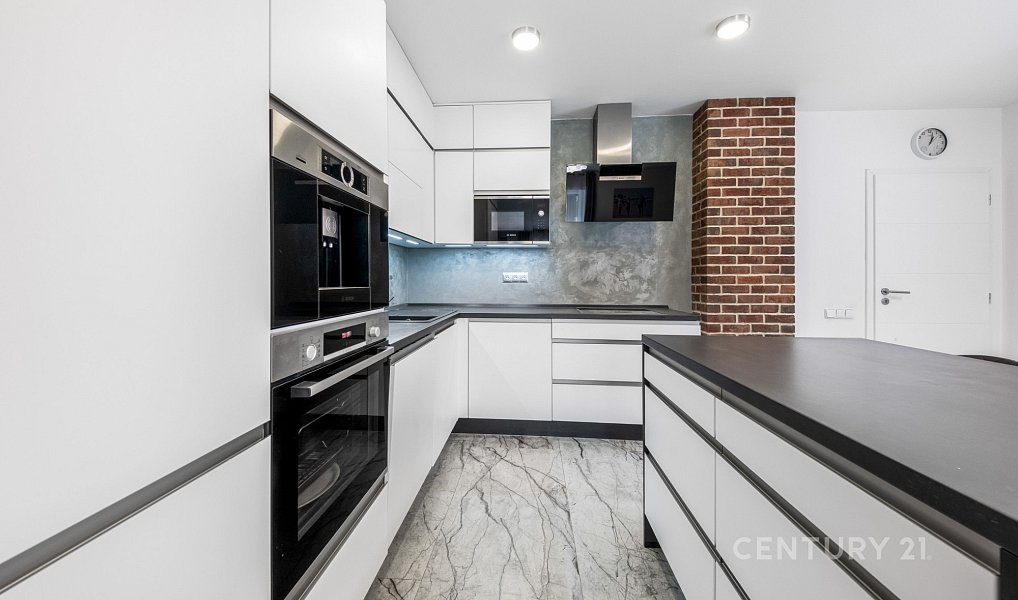 Prodej domu 189 m² s pozemkem 1 054 m², Horoušany – náhled fotky 16
