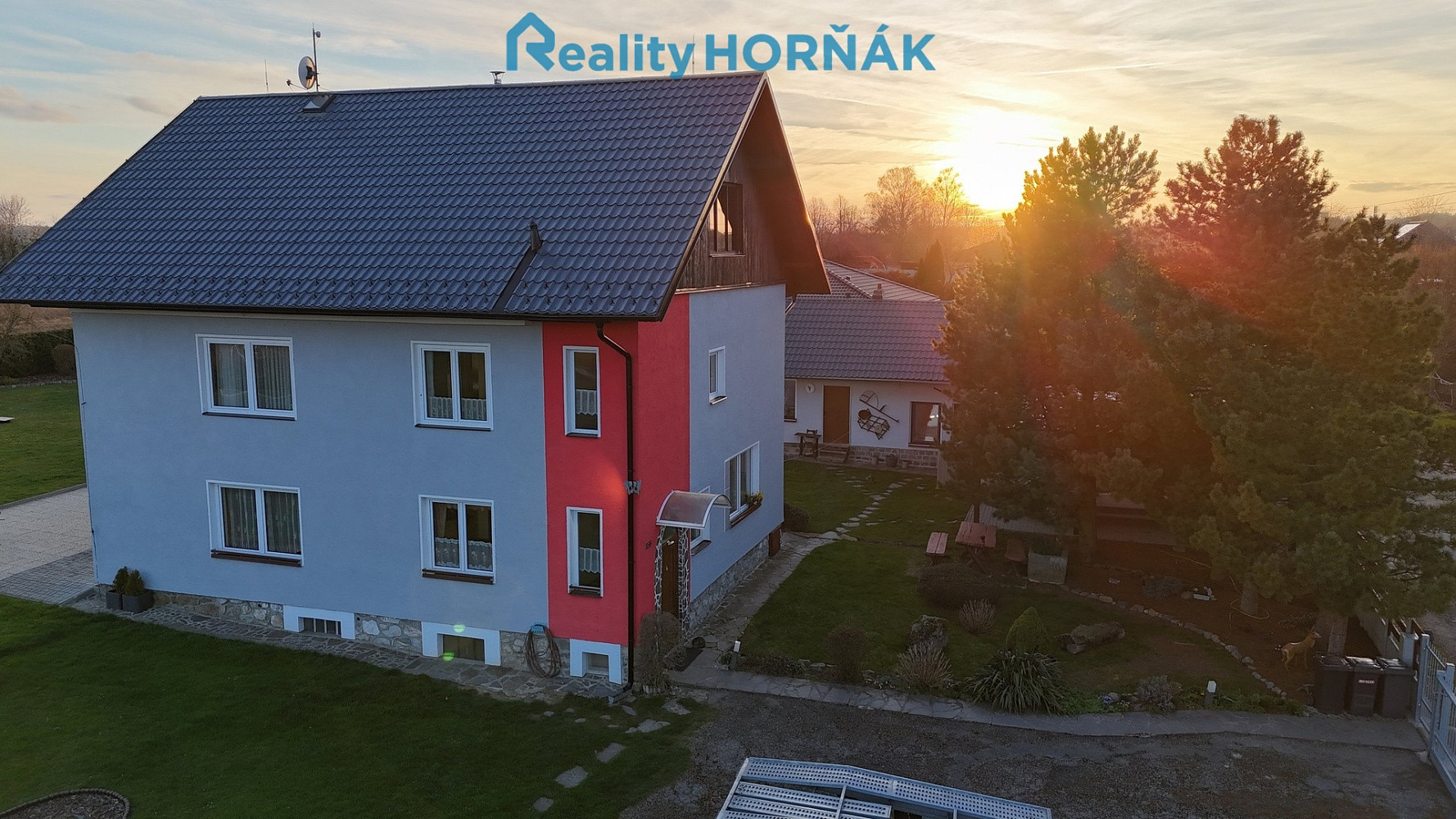 Prodej domu 360 m² s pozemkem 2 030 m²