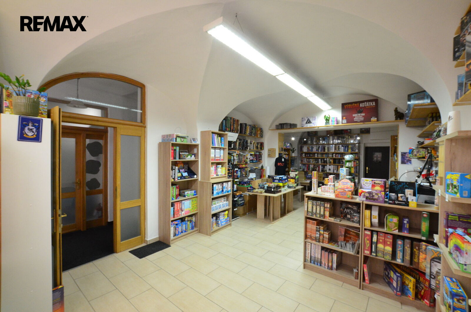 Pronájem obchodních prostor 60 m² – fotografie 4