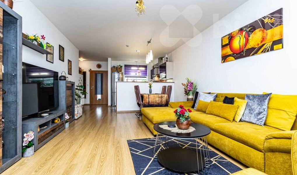 Prodej domu 141 m² s pozemkem 274 m², Zlonín – náhled fotky 4