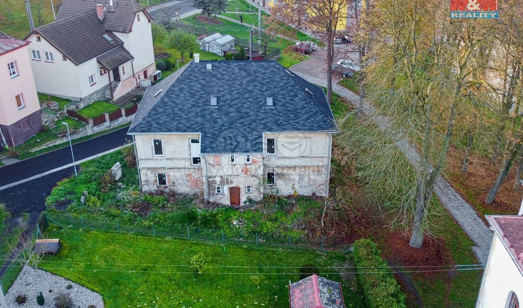Prodej domu 300 m² s pozemkem 635 m², Plesná – náhled fotky 24