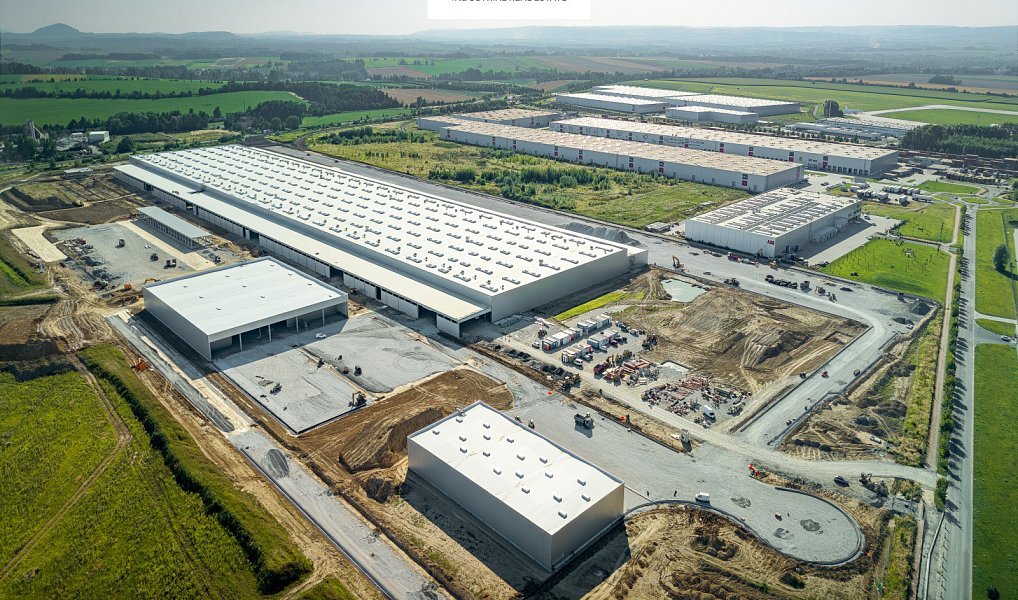 Pronájem skladovacích prostor 40 000 m², Mošnov – náhled fotky 3