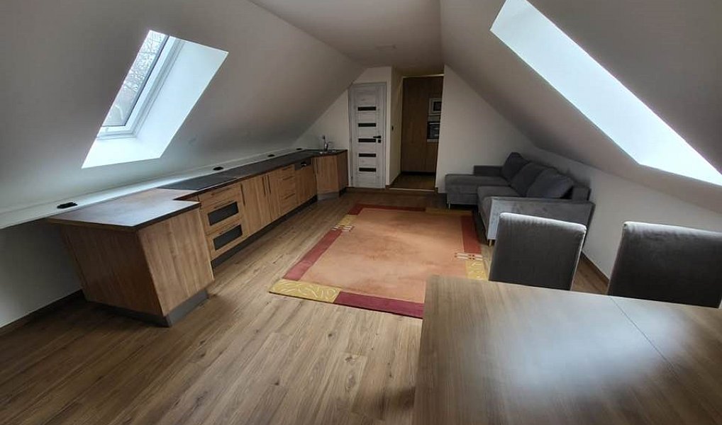 Pronájem bytu 3+kk 70 m², Polička – náhled fotky 3