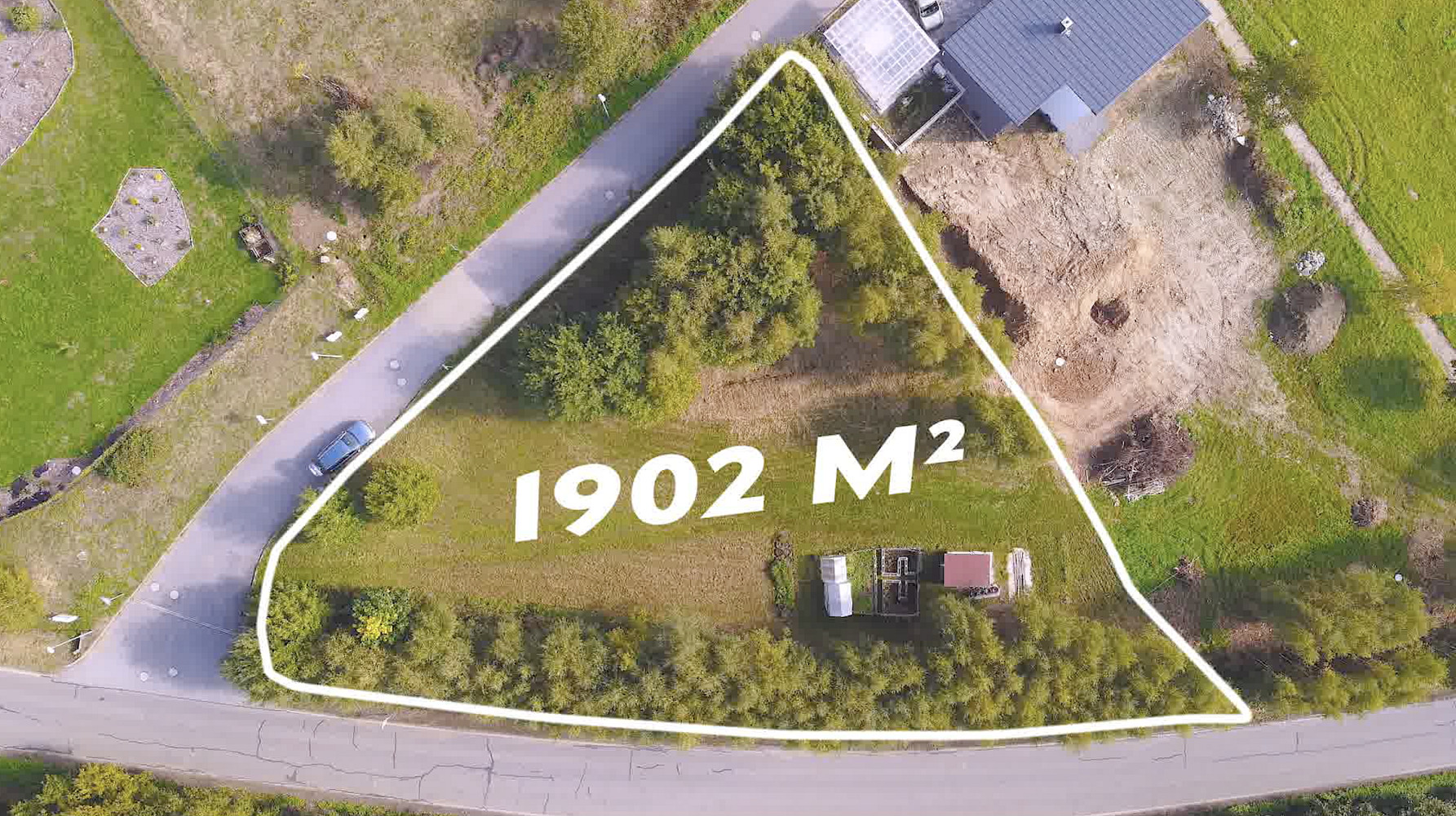 Prodej stavebního pozemku 1 902 m² – fotografie 2