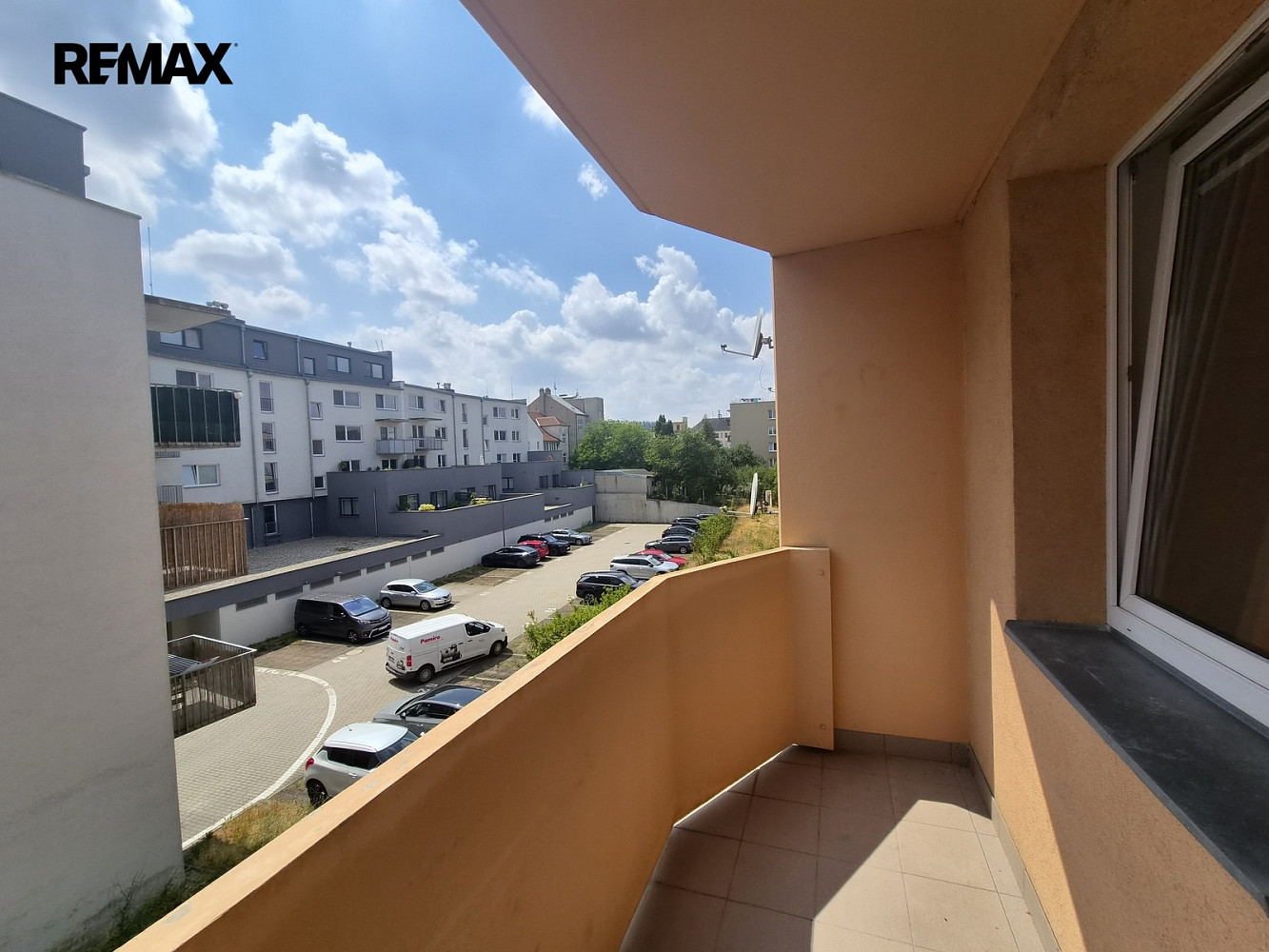 Pronájem bytu 1+1 31 m² — photo 2