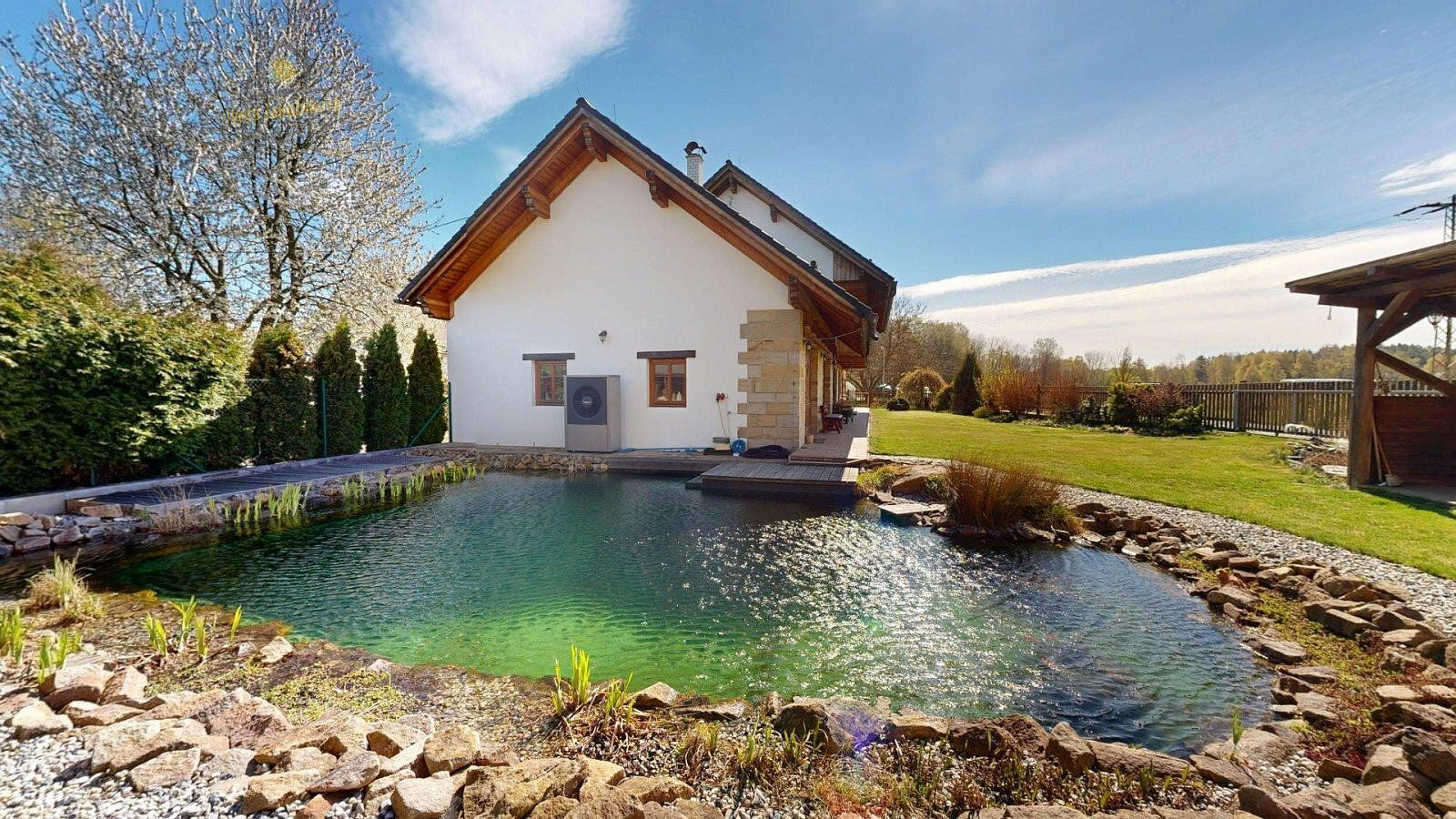 Prodej domu 638 m² s pozemkem 1 266 m²