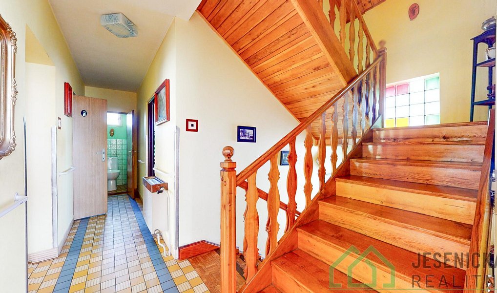 Prodej domu 269 m² s pozemkem 702 m², Javorník – náhled fotky 12