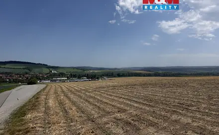 Prodej pole 39 421 m², Lysice, okres Blansko