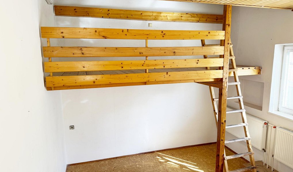 Prodej domu 200 m² s pozemkem 97 m², Nesovice – náhled fotky 32
