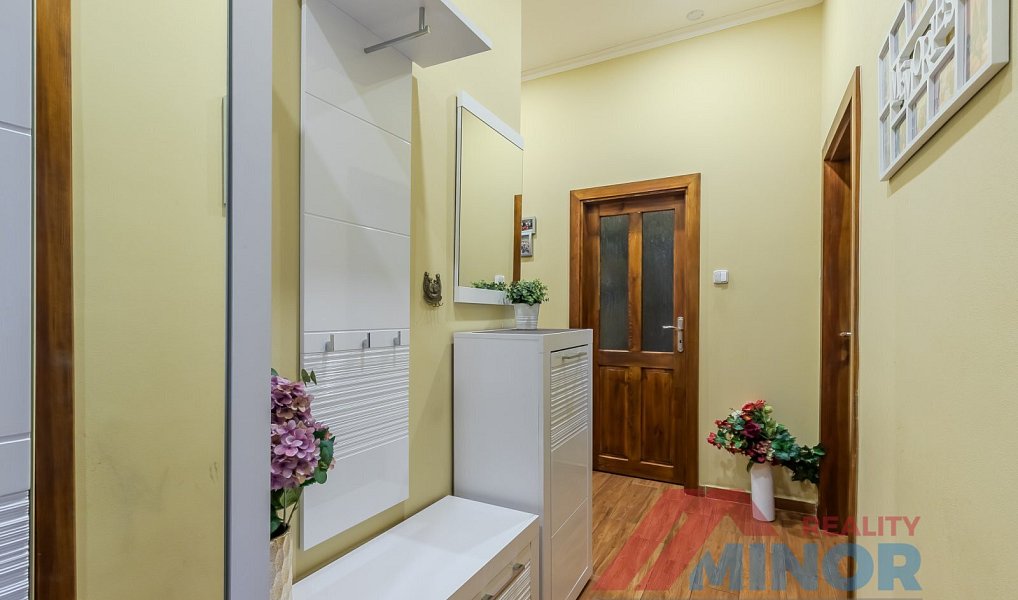 Prodej bytu 3+1 94 m², Slaný – náhled fotky 17
