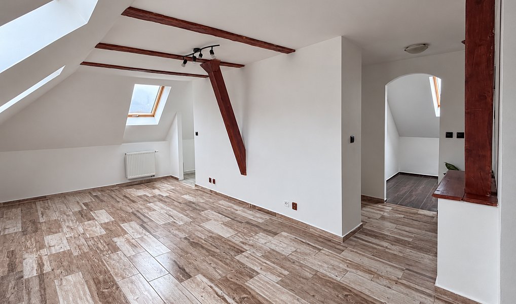 Prodej bytu 2+1 65 m², Březová – náhled fotky 2