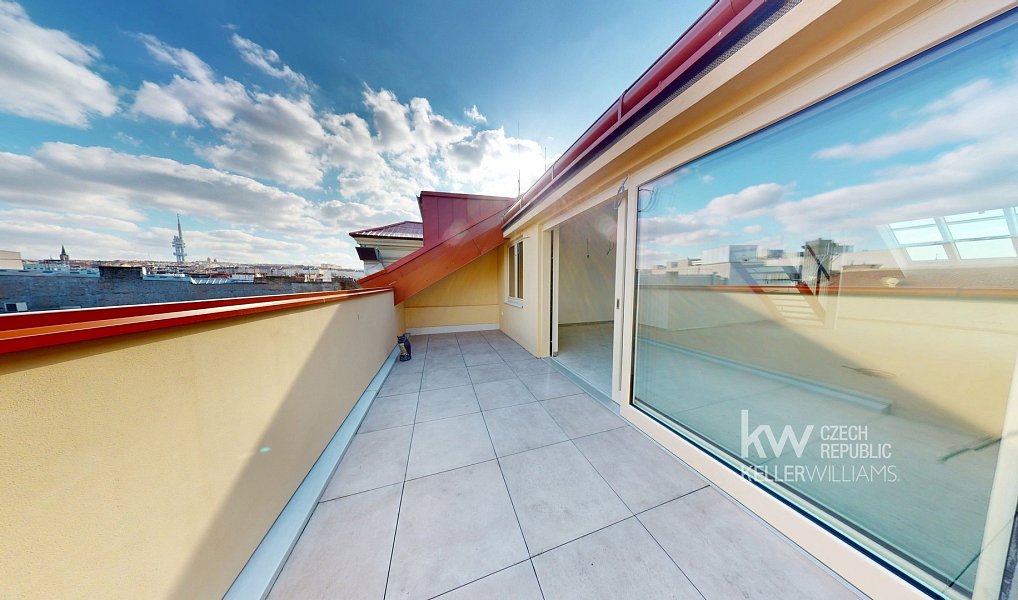 Prodej bytu 4+kk 165 m², Praha – náhled fotky 2