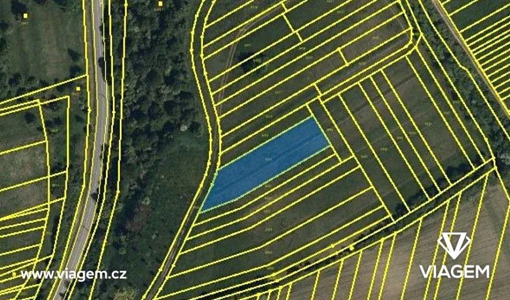 Prodej pole 1 207 m², Javorník – náhled fotky 2