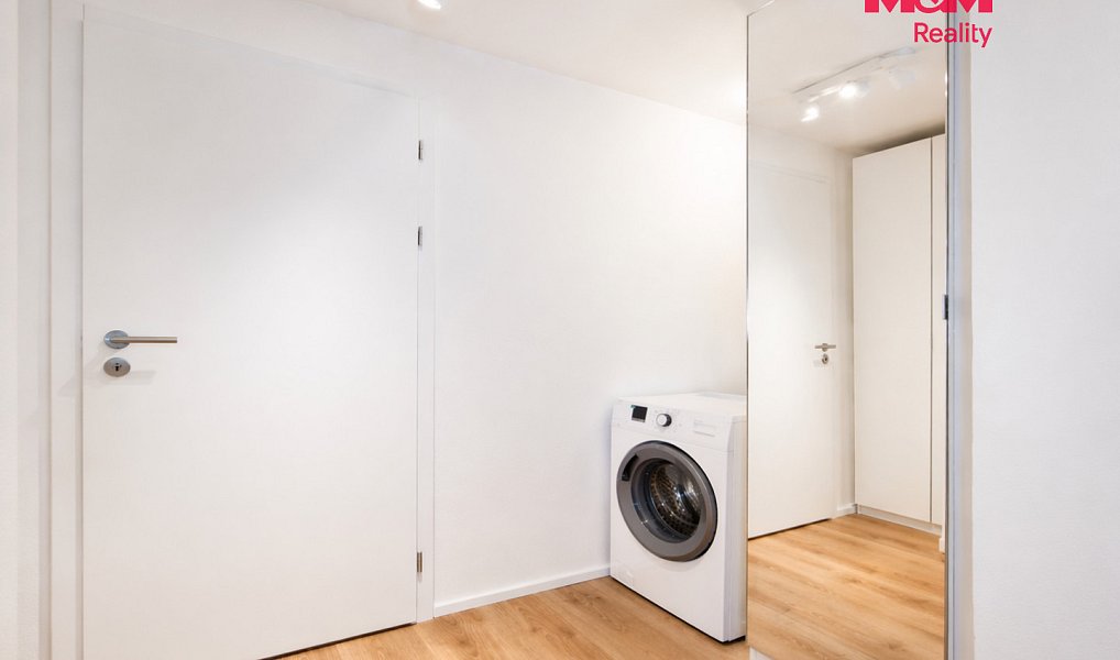 Prodej bytu 2+kk 46 m², Praha – náhled fotky 9