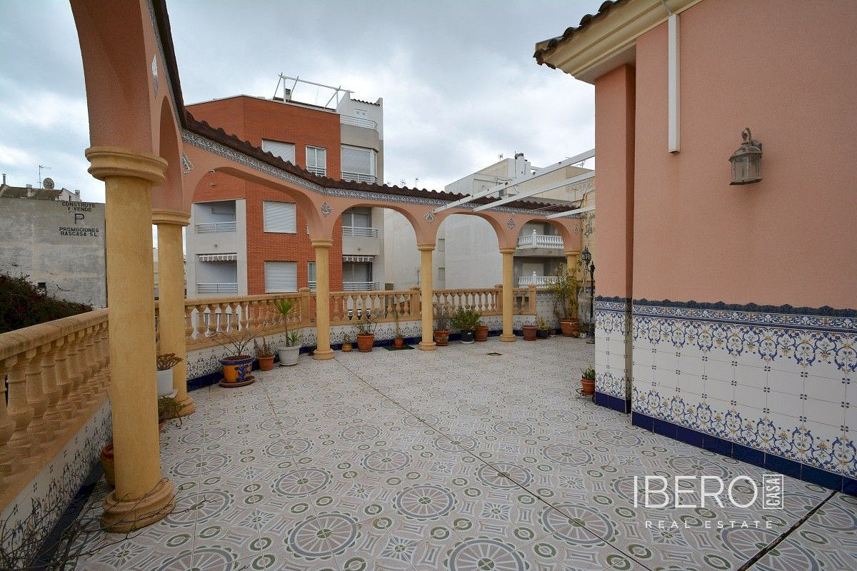 Prodej domu 349 m² s pozemkem 349 m² — photo 2