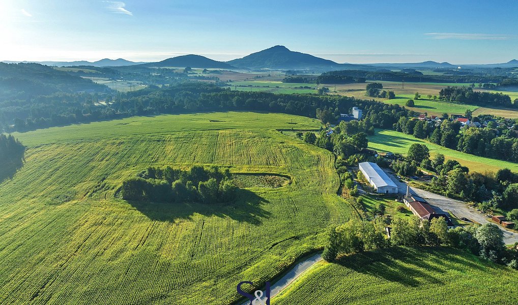 Prodej komerčního pozemku 13 896 m², Brniště – náhled fotky 7