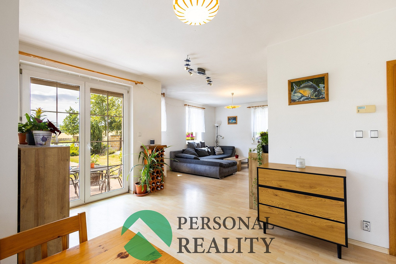 Prodej domu 143 m² s pozemkem 2 360 m² — photo 2