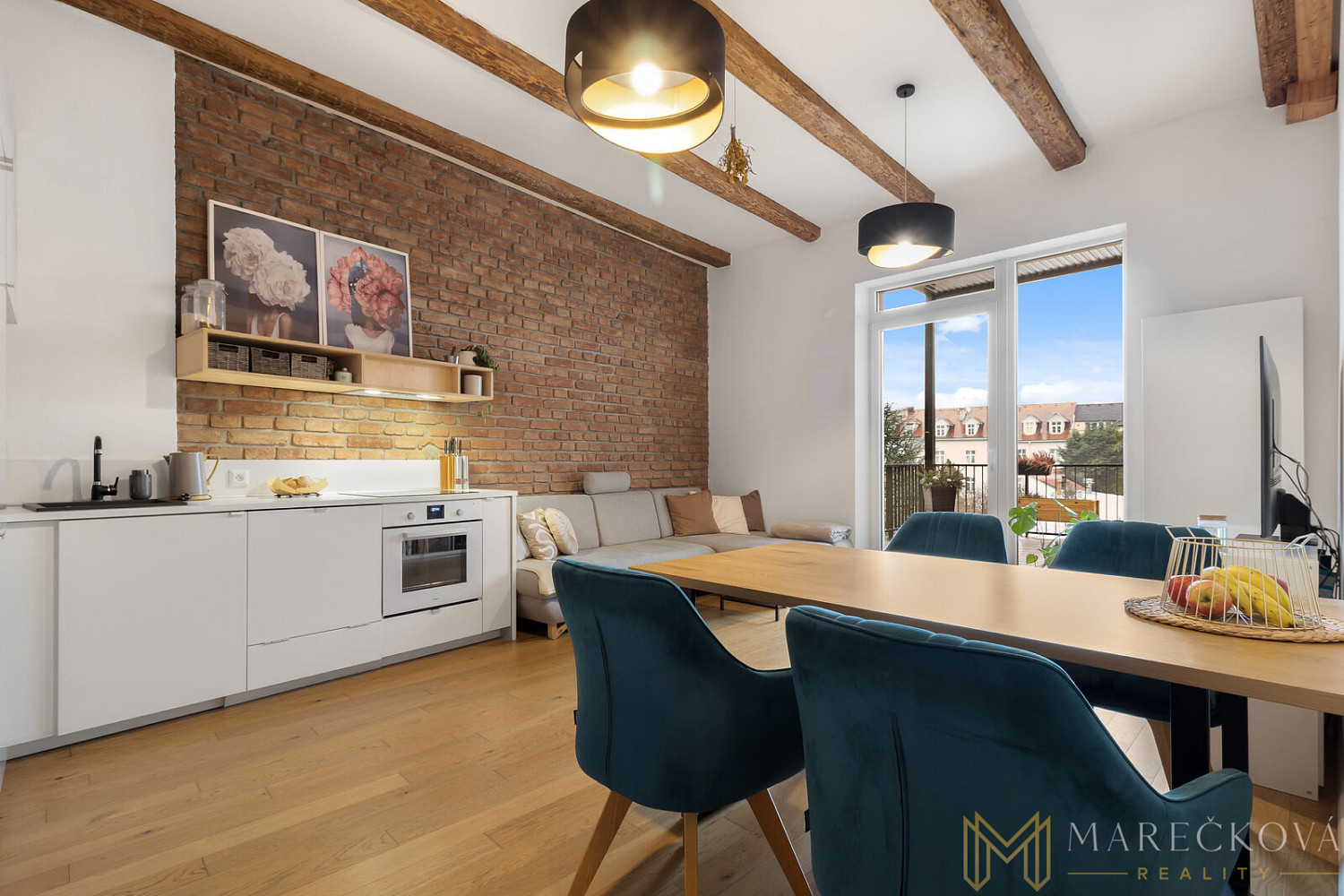 Pronájem luxusního bytu 2+kk, 57 m², s krásnou terasou v Plzni - Na Roudné