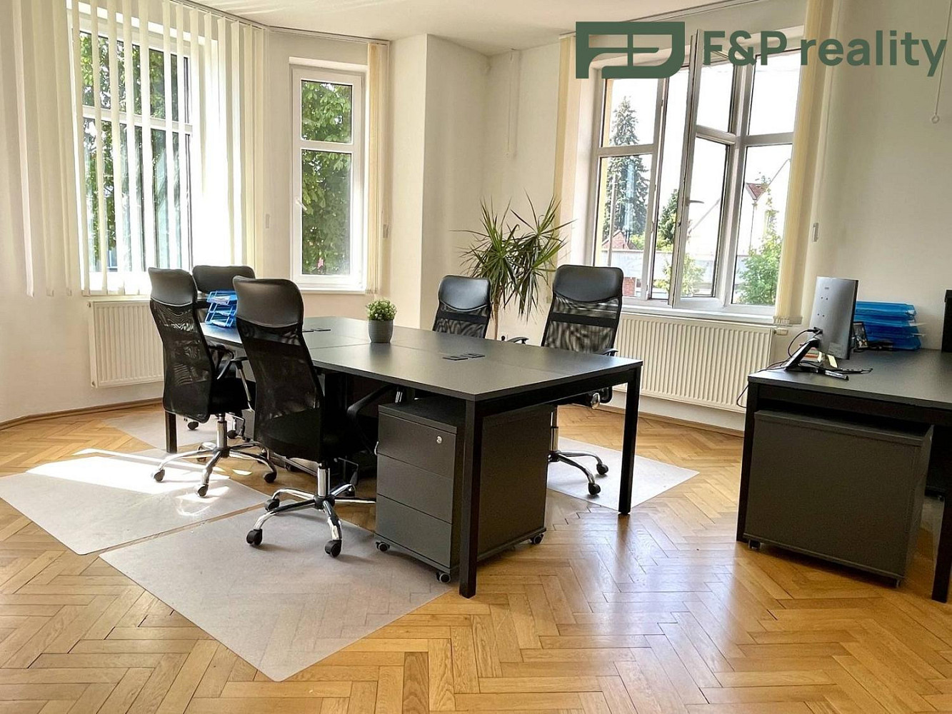 Pronájem kanceláře 121 m²