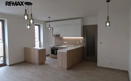Pronájem bytu 2+kk 53 m², Poděbradova, Chrudim - Chrudim IV