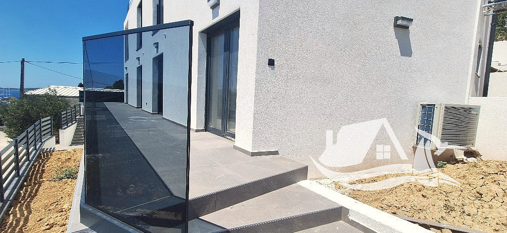 Prodej bytu 4+kk 90 m² — photo 2