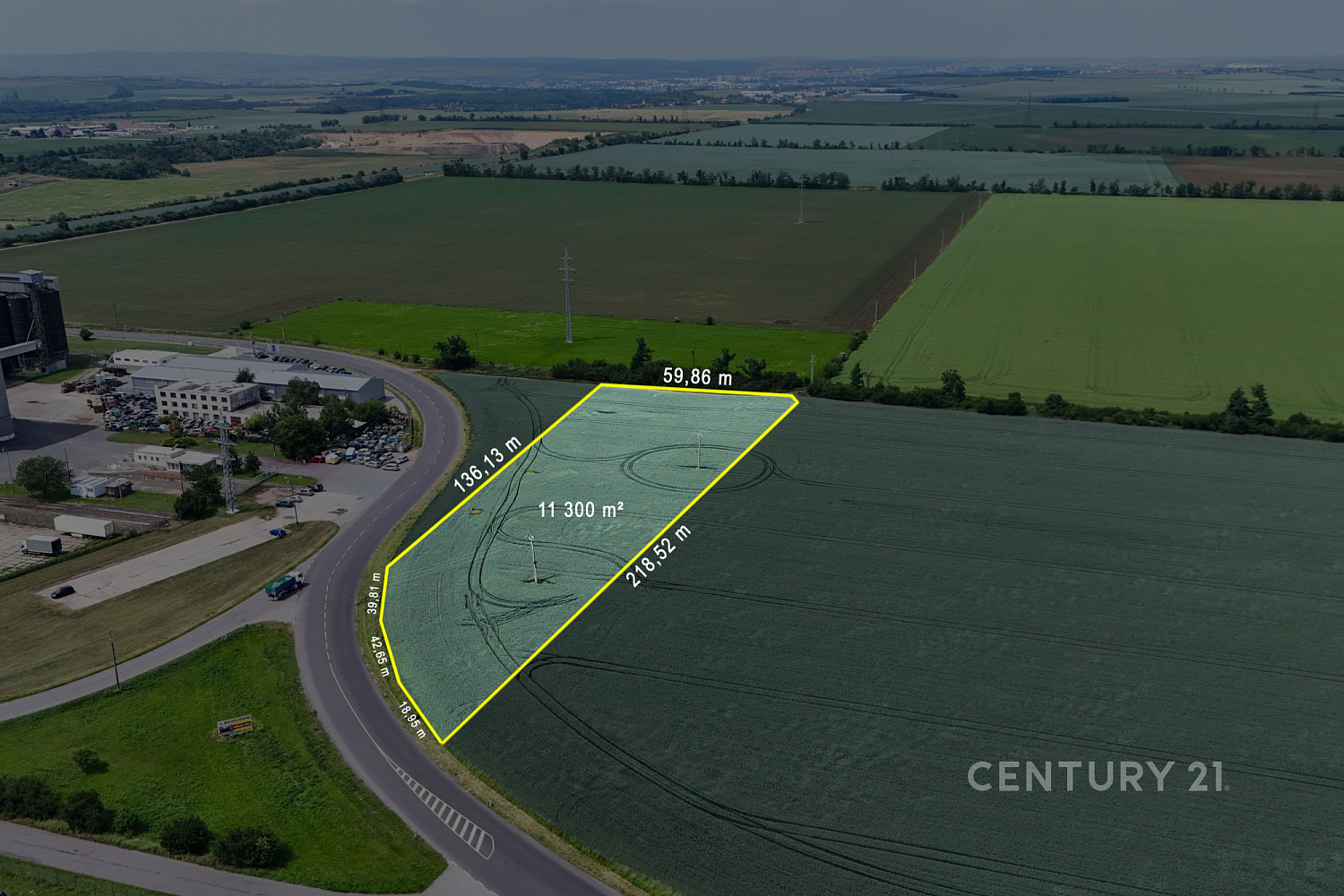 Prodej stavebního pozemku 11 300 m²