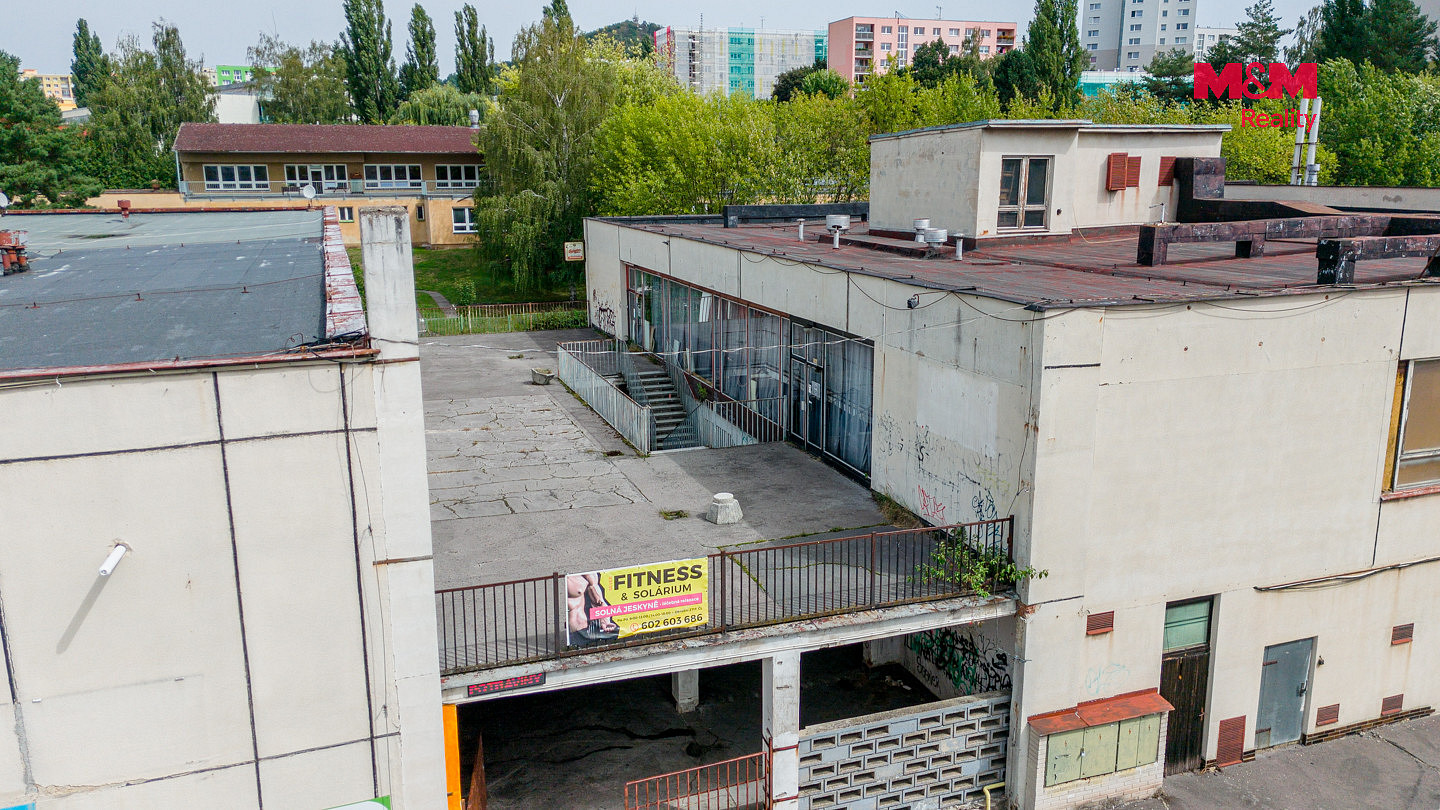 Prodej obchodních prostor 1 600 m² – fotografie 2